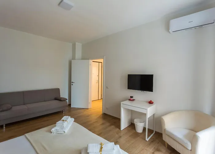 Apartman H49 *